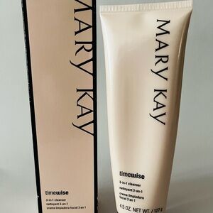 Mary Kay Timewise 3-in-1 Cleanser - Cream and Black